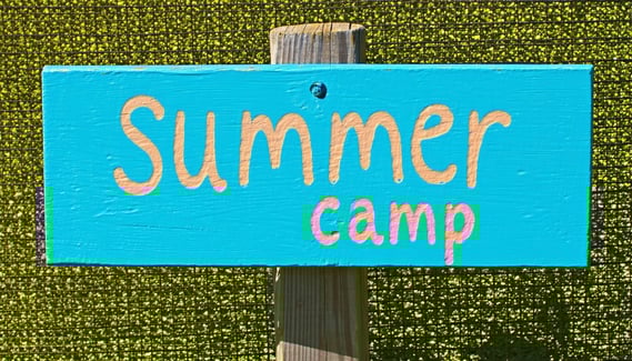How to Choose the Right Summer Camp for Your Child (Checklist Inside!)
