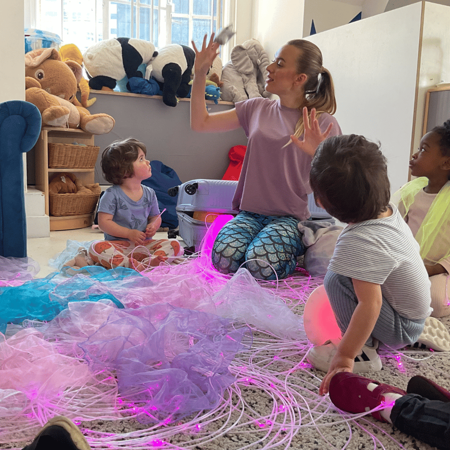 Mollys Mindful Movement - sensory light - toddlers