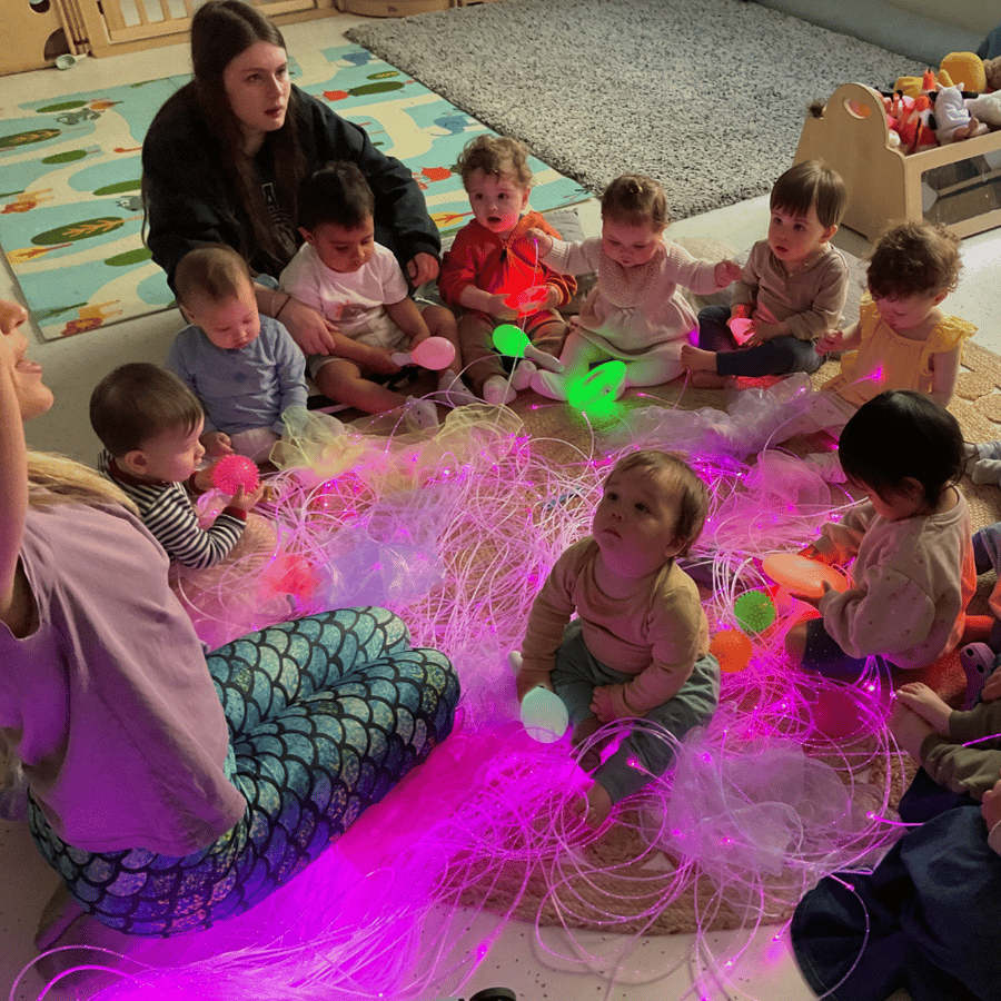 Mollys Mindful Movement - sensory lights - city babies