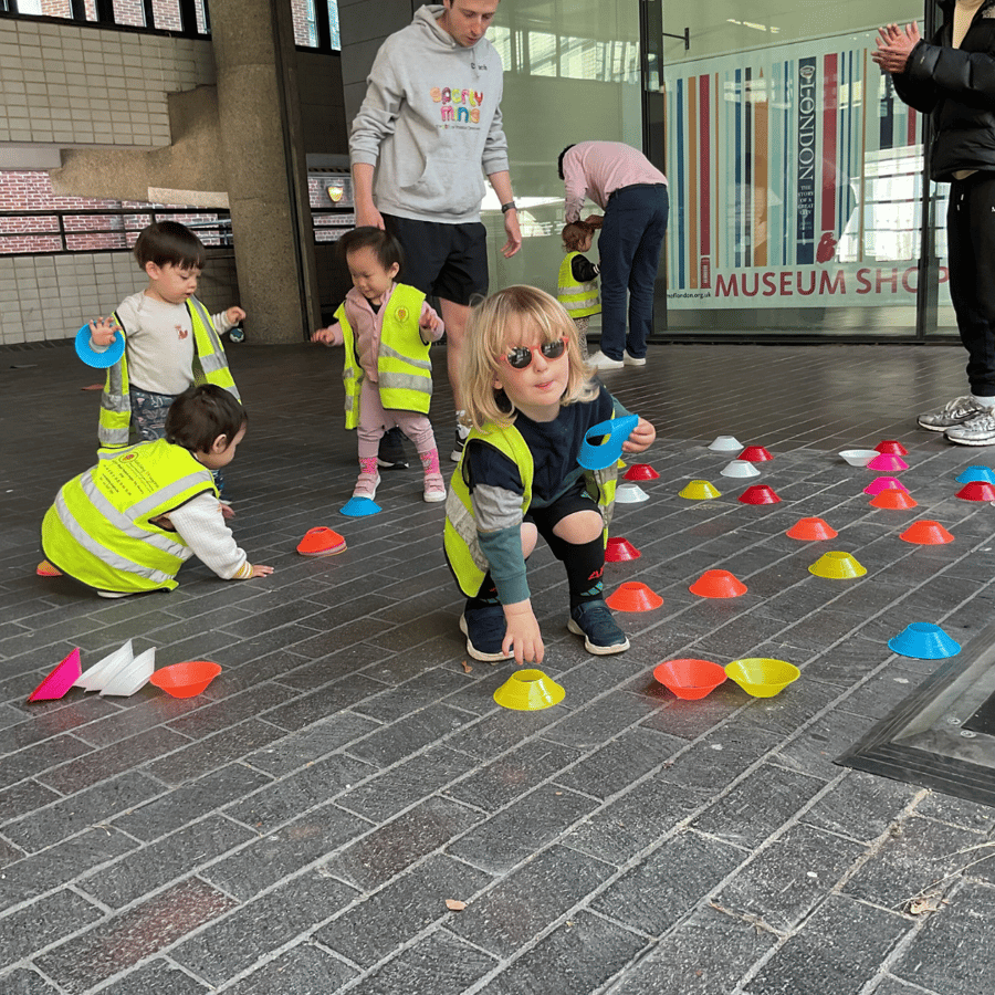 Sporty Minis - colour catching - toddlers